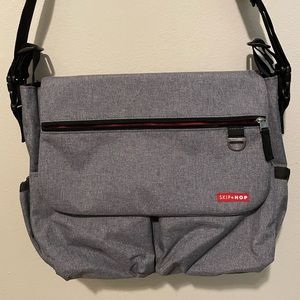 Skip hop diaper bag grey messenger bag